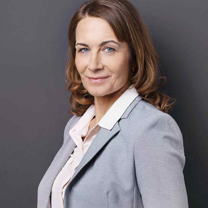 https://lawyerharrisconsult.com/wp-content/uploads/2019/10/inner_team_02.jpg