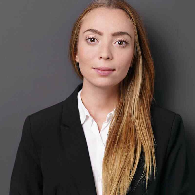 https://lawyerharrisconsult.com/wp-content/uploads/2019/10/inner_team_03.jpg